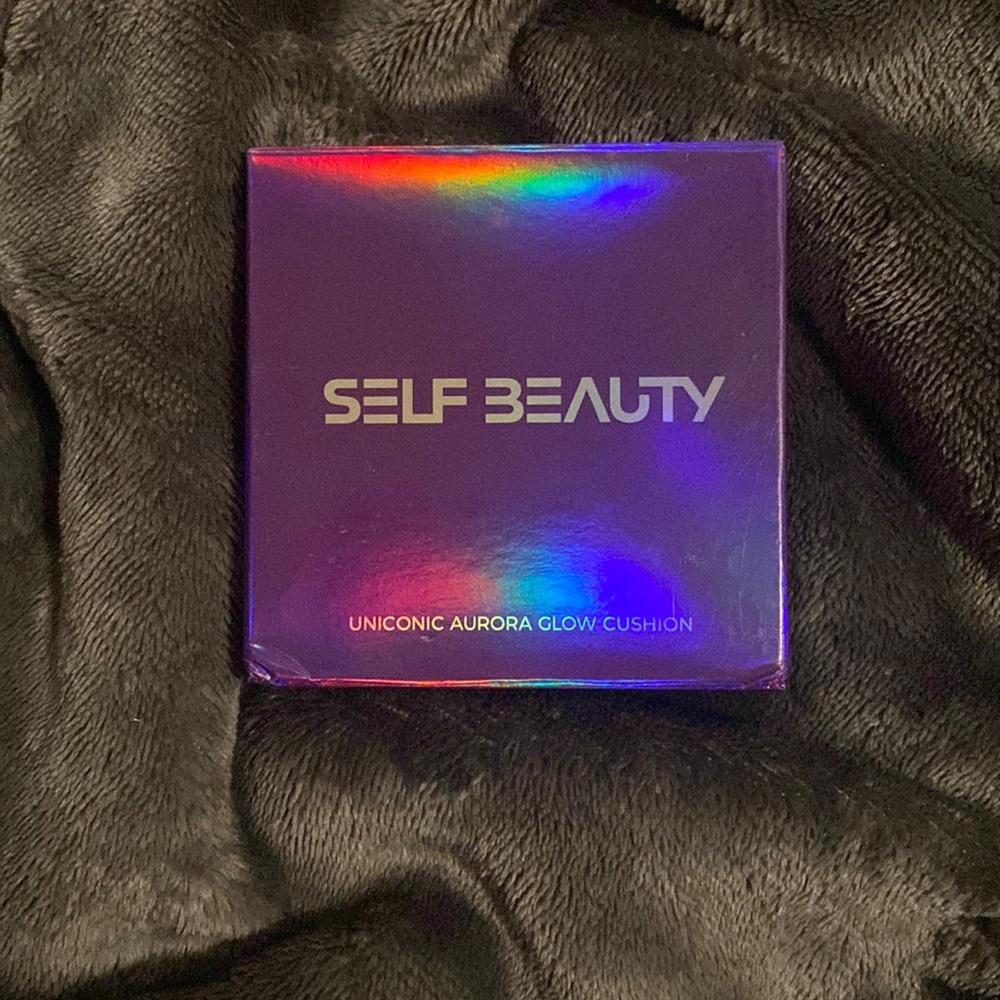 Self Beauty Foundation w/ Mirror and Buff Pad